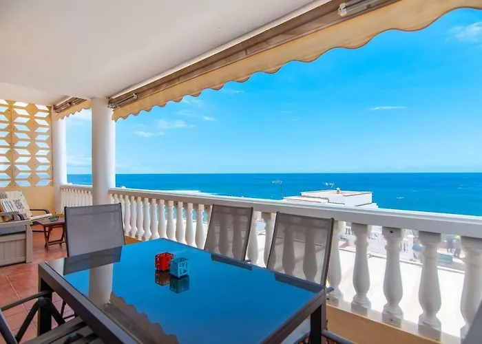 아파트 Atico La Caleta 2a034 아데제